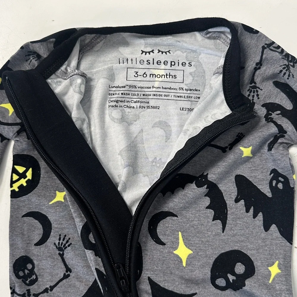 Little Sleepies Gray Glowing Ghouls Zippy 3-6m NEW Halloween - Picture 2 of 4